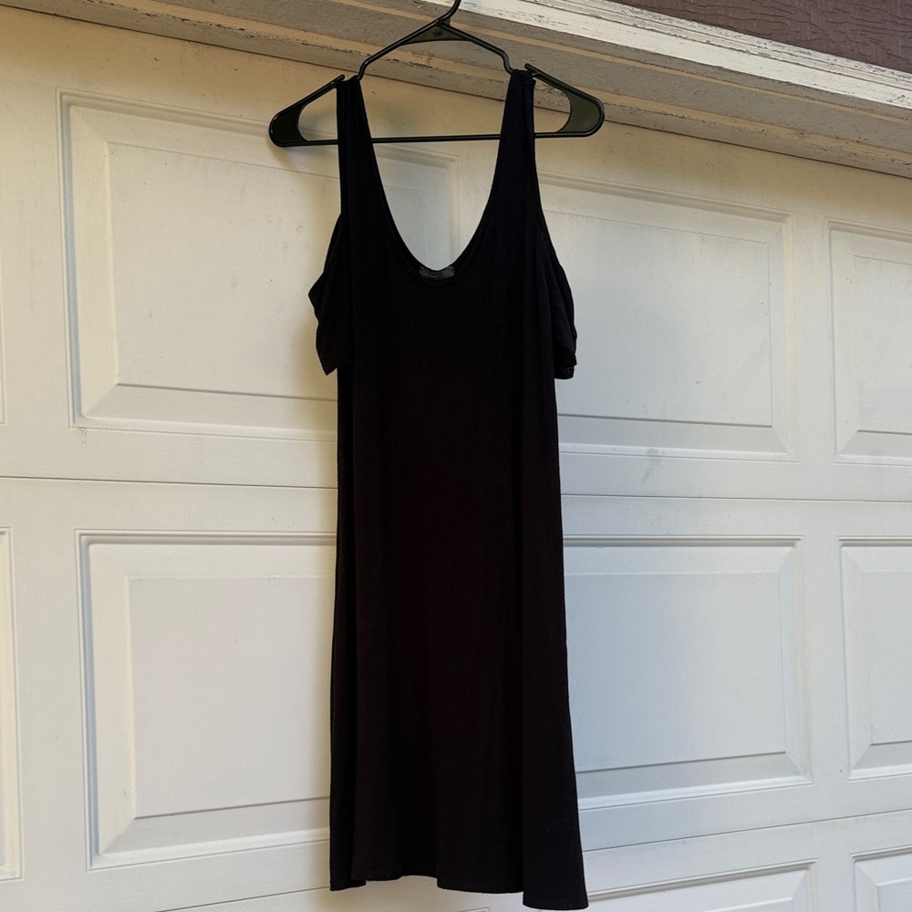 Black Cold Shoulder Dress. Size is a medium (juniors). Brand is Soprano.